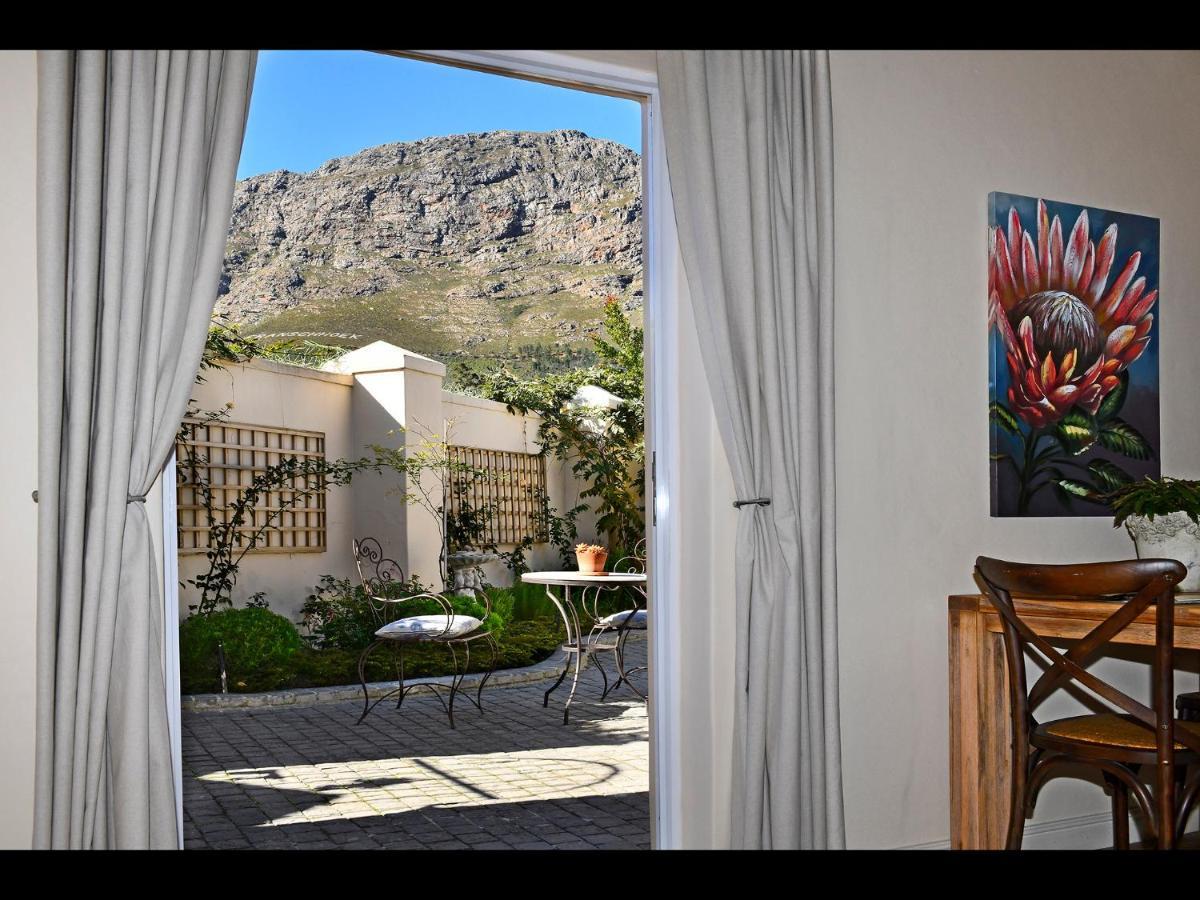 Petit & Grande Plaisir Luxury Self-Catering Hotell Franschhoek Exteriör bild