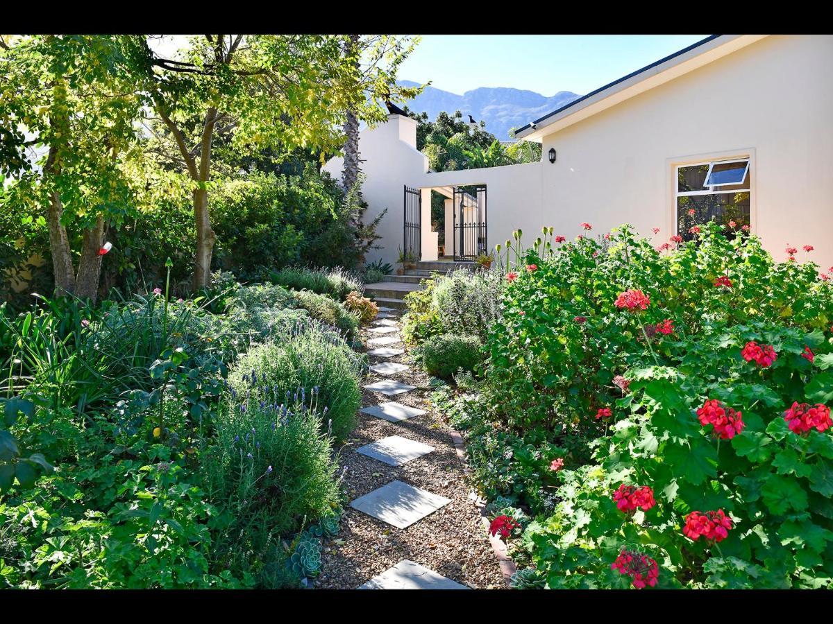 Petit & Grande Plaisir Luxury Self-Catering Hotell Franschhoek Exteriör bild